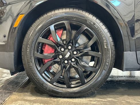 Used 2023 Cadillac XT5 Sportv w/ Technology Package AWD/4WD image 9