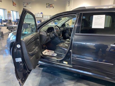 Used 2011 GMC Acadia Denali image 13