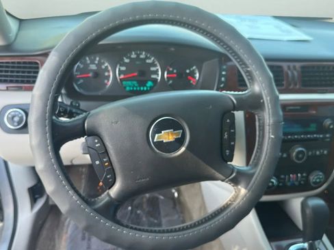 Used 2011 Chevrolet Impala LT w/ Luxury Edition Package FWD image 26