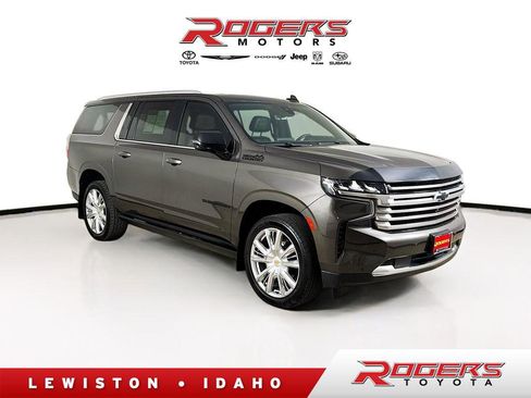 Used 2021 Chevrolet Suburban High Country AWD/4WD image 1