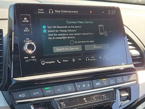 New 2026 Honda Odyssey Touring image 17