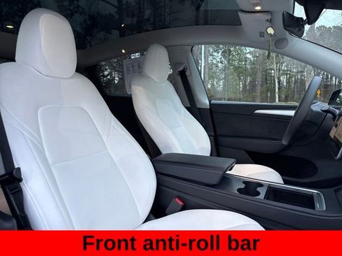 Used 2025 Tesla Model Y Long Range image 30