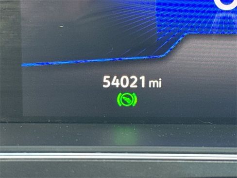 Used 2023 Volkswagen Tiguan SE image 33