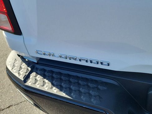 New 2026 Chevrolet Colorado W/T image 19