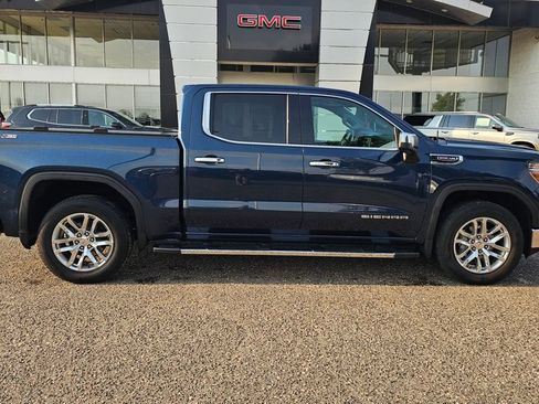 Used 2020 GMC Sierra 1500 SLT w/ SLT Premium Plus Package AWD/4WD image 7