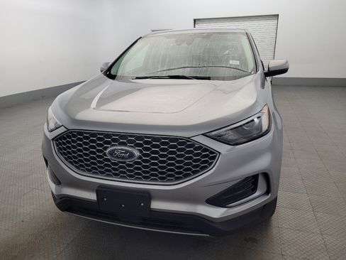 Used 2024 Ford Edge SEL image 15