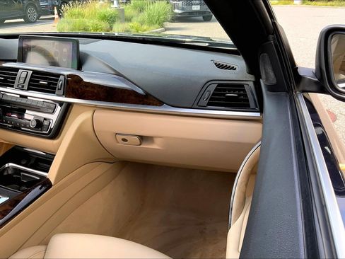 Used 2015 BMW 435i xDrive Convertible AWD/4WD image 21