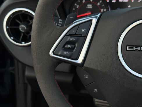 Used 2022 Chevrolet Camaro ZL1 image 23