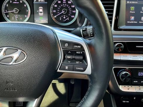 Used 2018 Hyundai Sonata SEL w/ Tech Package 04 FWD image 14