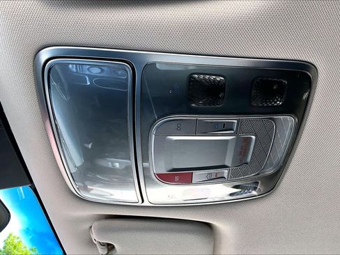 Used 2025 Genesis GV70 2.5T image 32