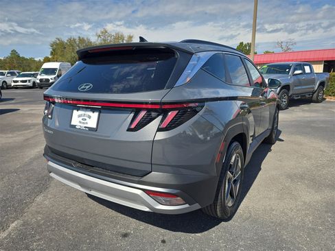 Used 2025 Hyundai Tucson SEL image 4