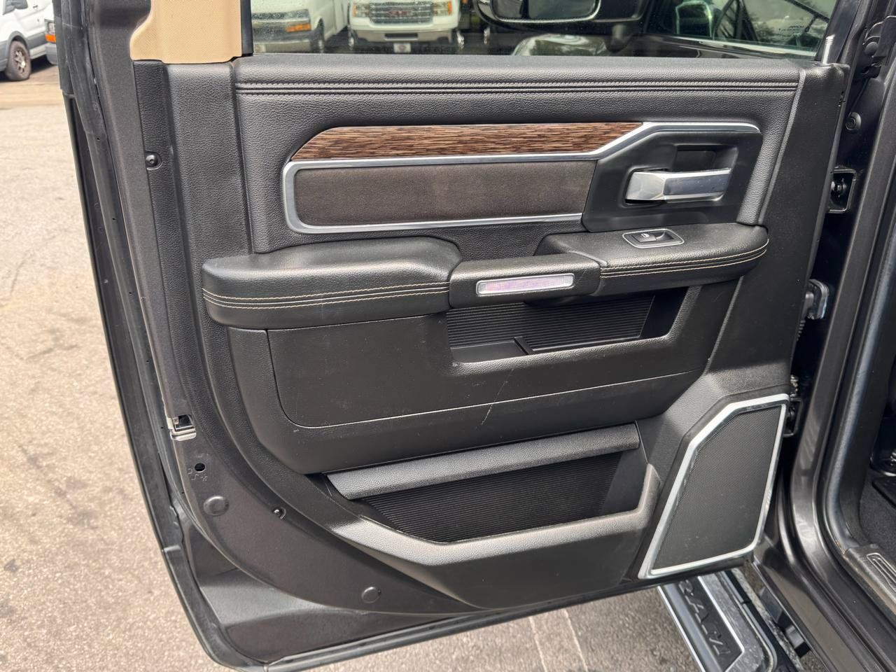 Used 2019 RAM 3500 Laramie AWD/4WD image 34