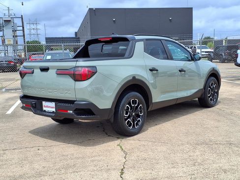 Used 2023 Hyundai Santa Cruz SEL w/ Activity Package FWD image 28