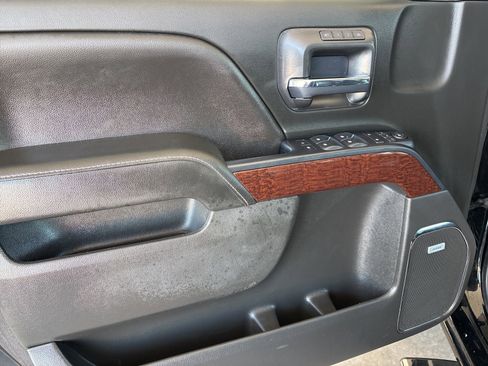 Used 2018 GMC Sierra 1500 SLT w/ Texas SLT Premium Package image 9