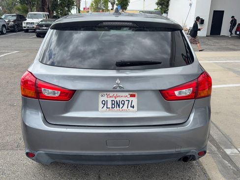 Used 2017 Mitsubishi Outlander Sport ES image 5