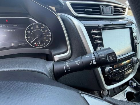 Used 2016 Nissan Murano SL w/ SL Technology Package FWD image 16