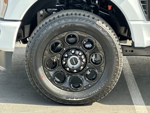 New 2026 Ford F250 XLT w/ XLT Premium Package image 24