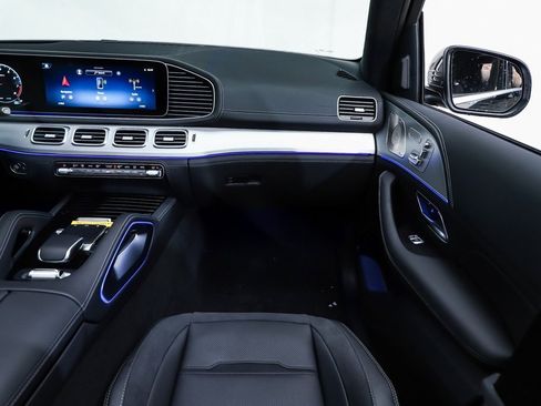 New 2025 Mercedes-Benz GLS 63 AMG 4MATIC image 21