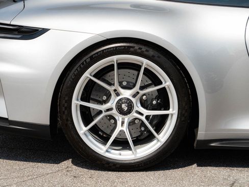 Used 2026 Porsche 911 GT3 RWD image 31