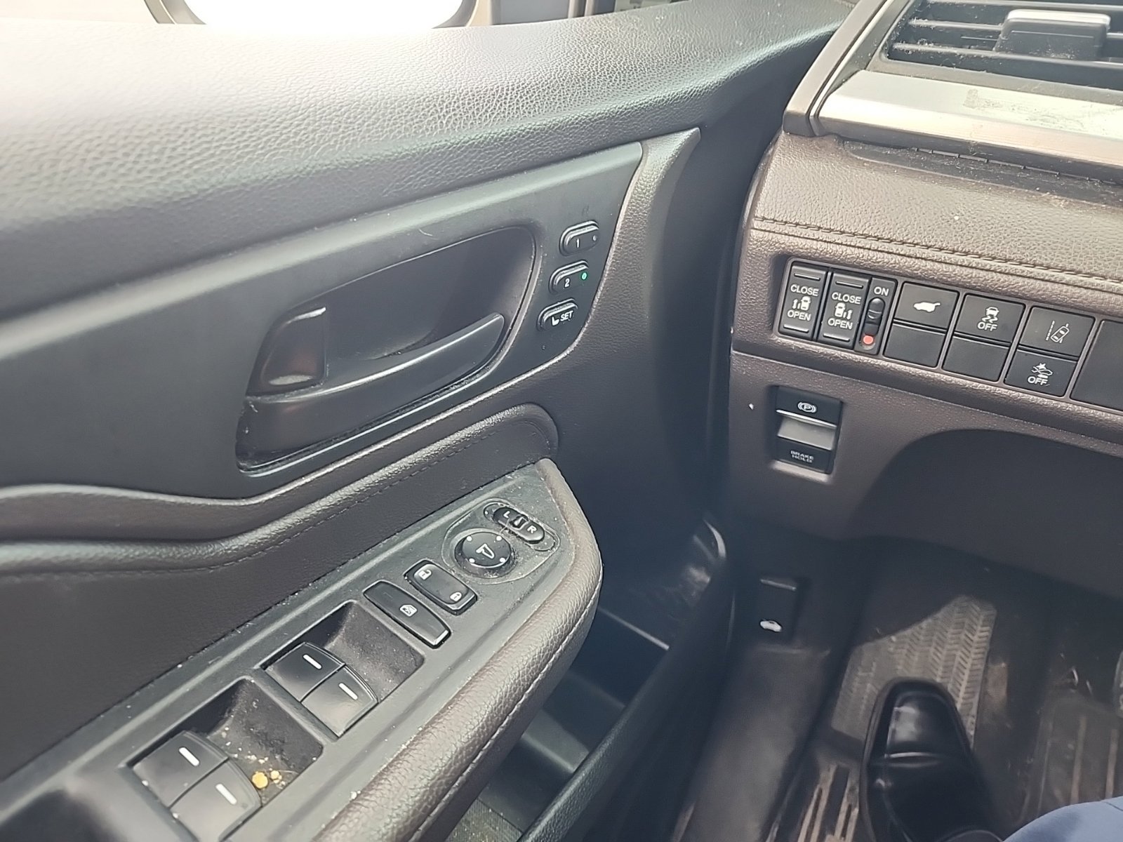 Used 2019 Honda Odyssey EX-L image 12