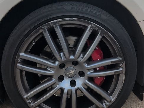 Used 2018 Maserati Ghibli S image 36