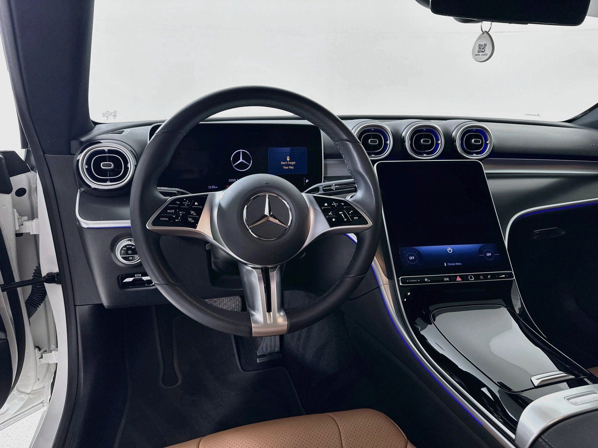 Used 2024 Mercedes-Benz CLE 300 4MATIC Coupe image 25