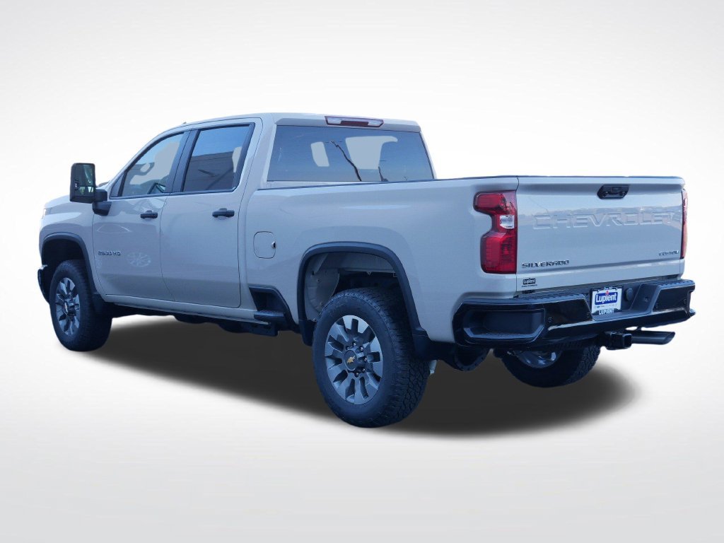 New 2026 Chevrolet Silverado 2500 Custom w/ Custom Value Package AWD/4WD image 10