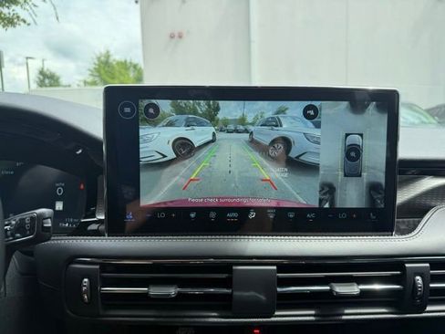 New 2025 Lincoln Corsair Reserve image 10