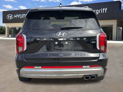 Used 2025 Hyundai Palisade Calligraphy image 13