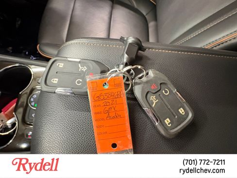 Used 2021 GMC Acadia AT4 w/ Technology Package image 22