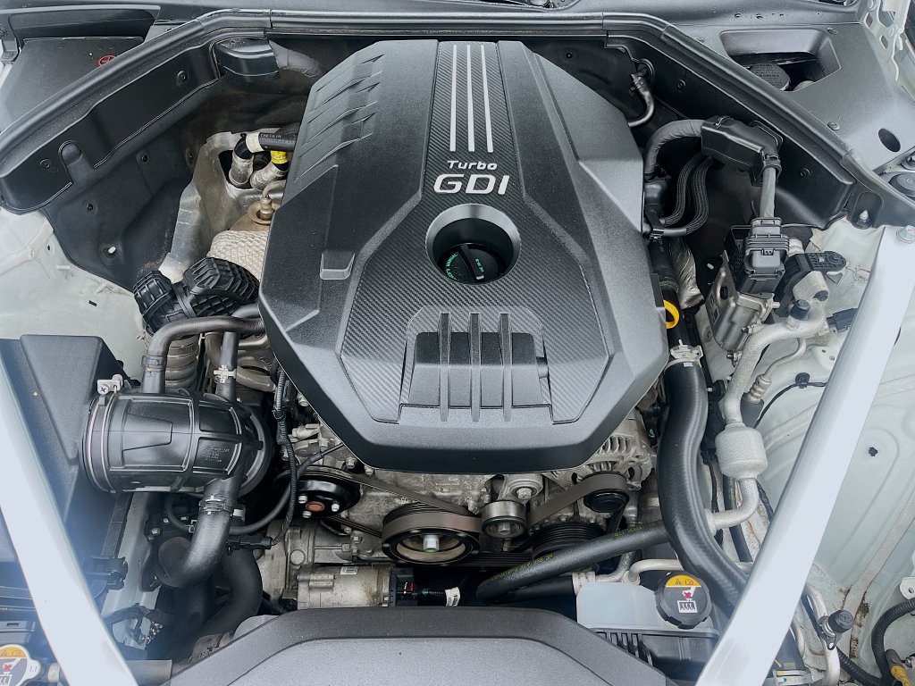 Used 2022 Genesis G70 2.0T RWD image 30