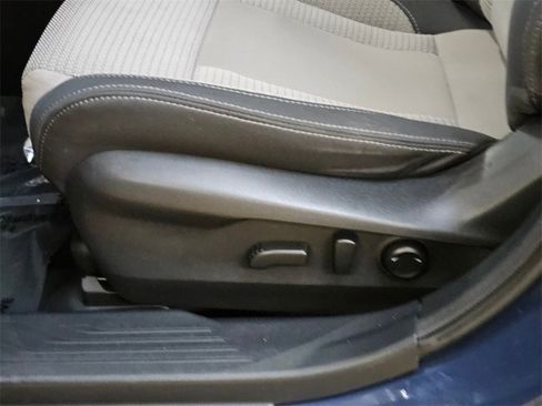 Used 2023 Subaru Outback Premium image 24