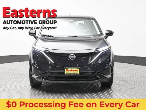 Used 2023 Nissan Ariya AWD image 2