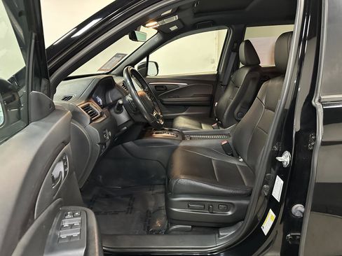 Certified 2023 Honda Passport EX-L image 22