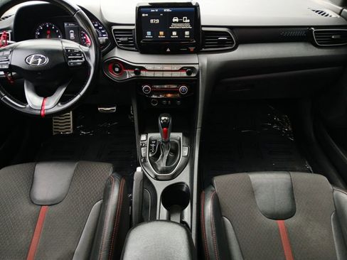 Used 2019 Hyundai Veloster Turbo FWD image 3
