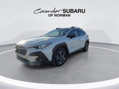 Used 2026 Subaru Crosstrek 2.0i Premium image 4