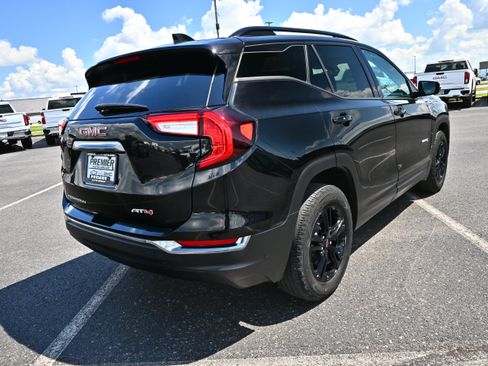 Used 2023 GMC Terrain AT4 AWD/4WD image 6
