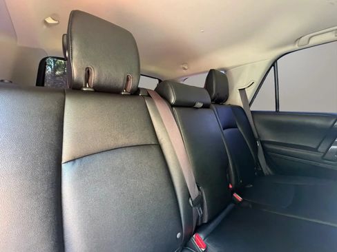 Used 2020 Toyota 4Runner Venture w/ Moonroof Package AWD/4WD image 23