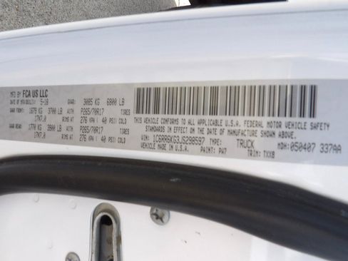Used 2018 RAM 1500 Tradesman RWD image 17