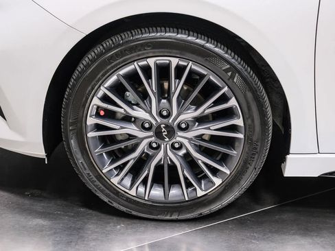 Used 2022 Kia Forte GT-Line w/ GT-Line Technology Package image 11