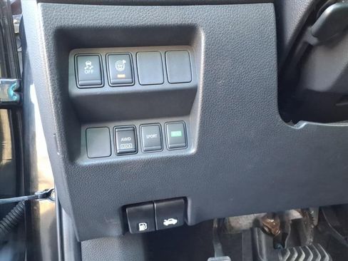 Used 2017 Nissan Rogue SV image 13