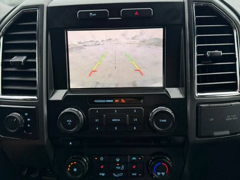 Used 2015 Ford F150 XLT w/ Equipment Group 302A Luxury AWD/4WD image 15