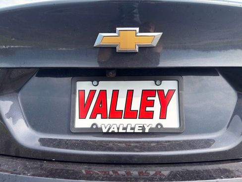 Used 2023 Chevrolet Malibu LT FWD image 15