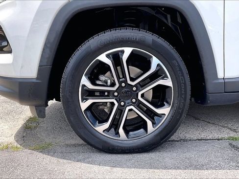 Used 2022 Jeep Compass Limited AWD/4WD image 9
