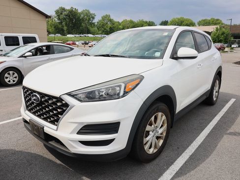 Used 2019 Hyundai Tucson SE AWD/4WD image 2