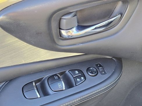 Used 2017 Nissan Murano SL image 35