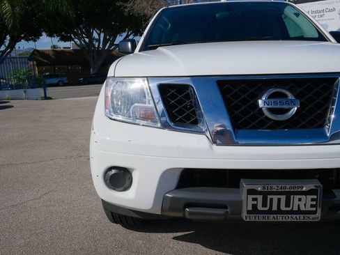 Used 2017 Nissan Frontier SV RWD image 38