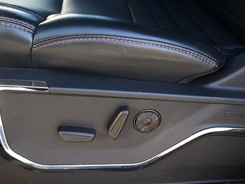 Used 2024 Ford F350 Platinum image 21