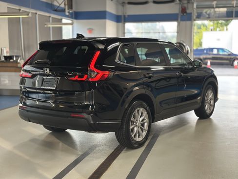 Used 2025 Honda CR-V EX-L image 5