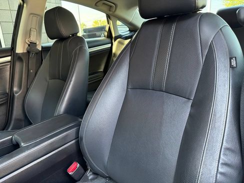 Used 2018 Honda Civic EX-L image 26